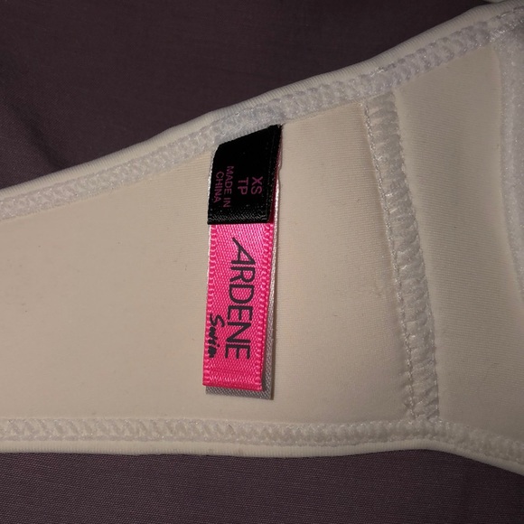 Bathing suit top - Picture 2 of 2